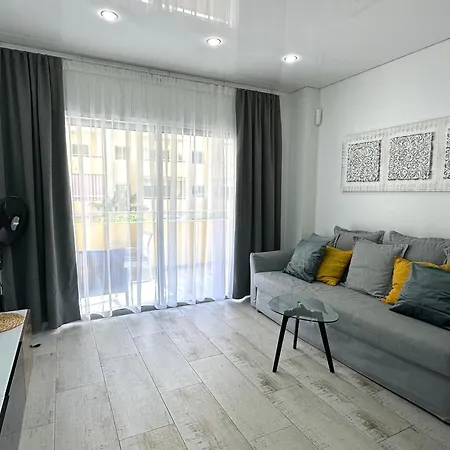 In Cristianos Apartman