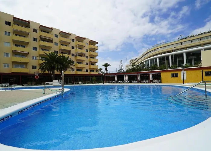 Apartment In Cristianos *